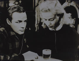 Marlon Brando e Eva Marie Saint