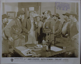 Gary Cooper e Atores Não Identificados