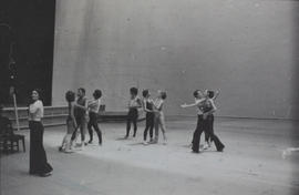 Ruth Staerke e Corpo de Baile